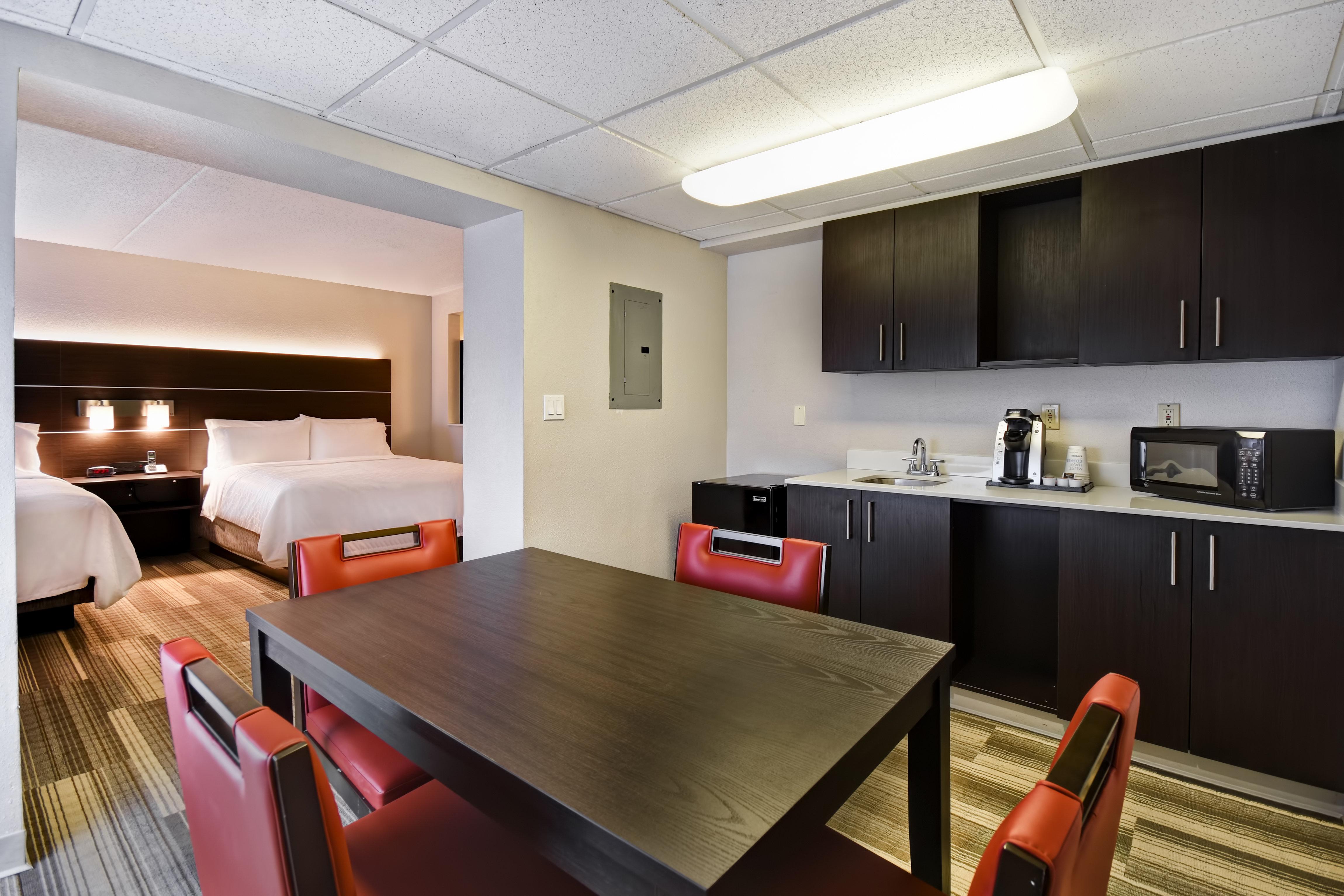 Holiday Inn Express & Suites Allentown-Dorney Park Area By Ihg Exterior photo