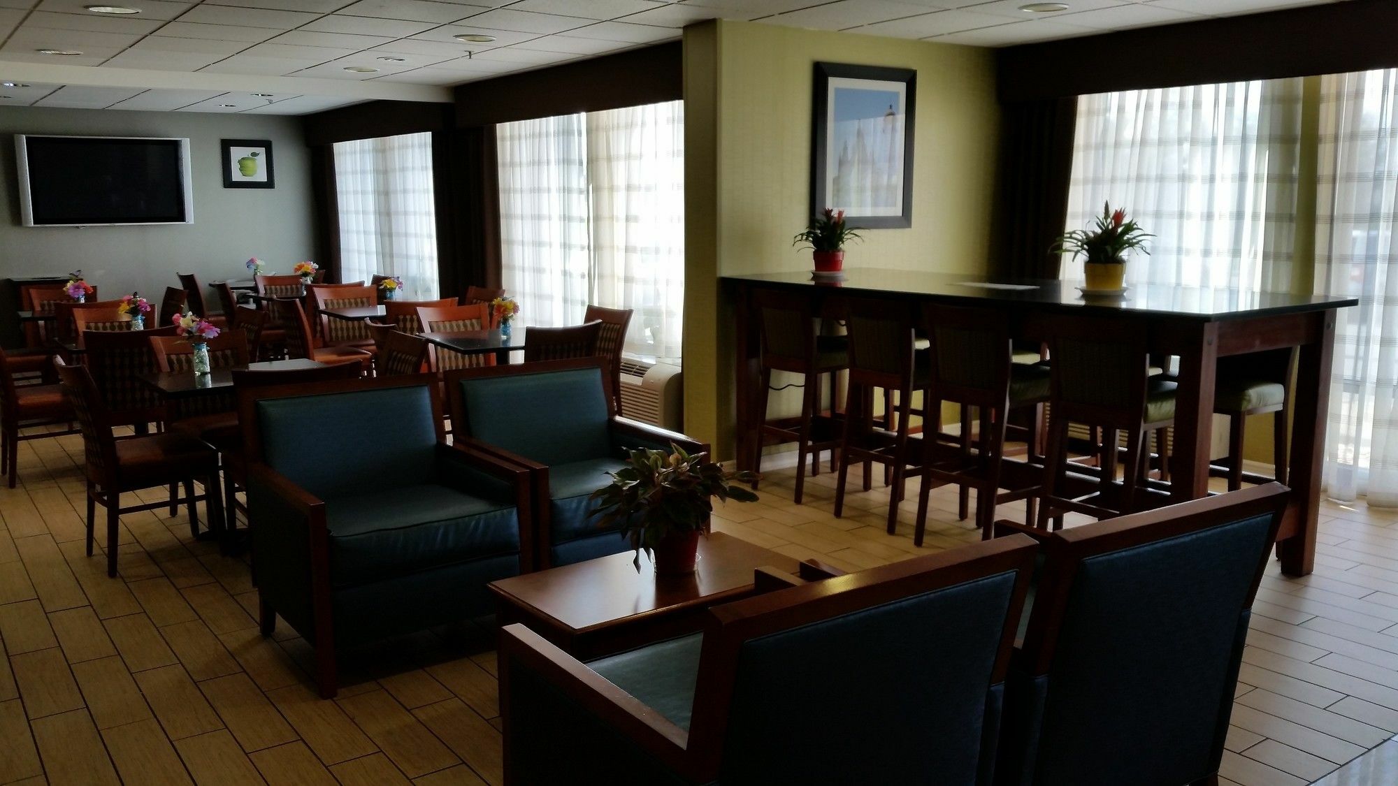 Holiday Inn Express & Suites Allentown-Dorney Park Area By Ihg Exterior photo
