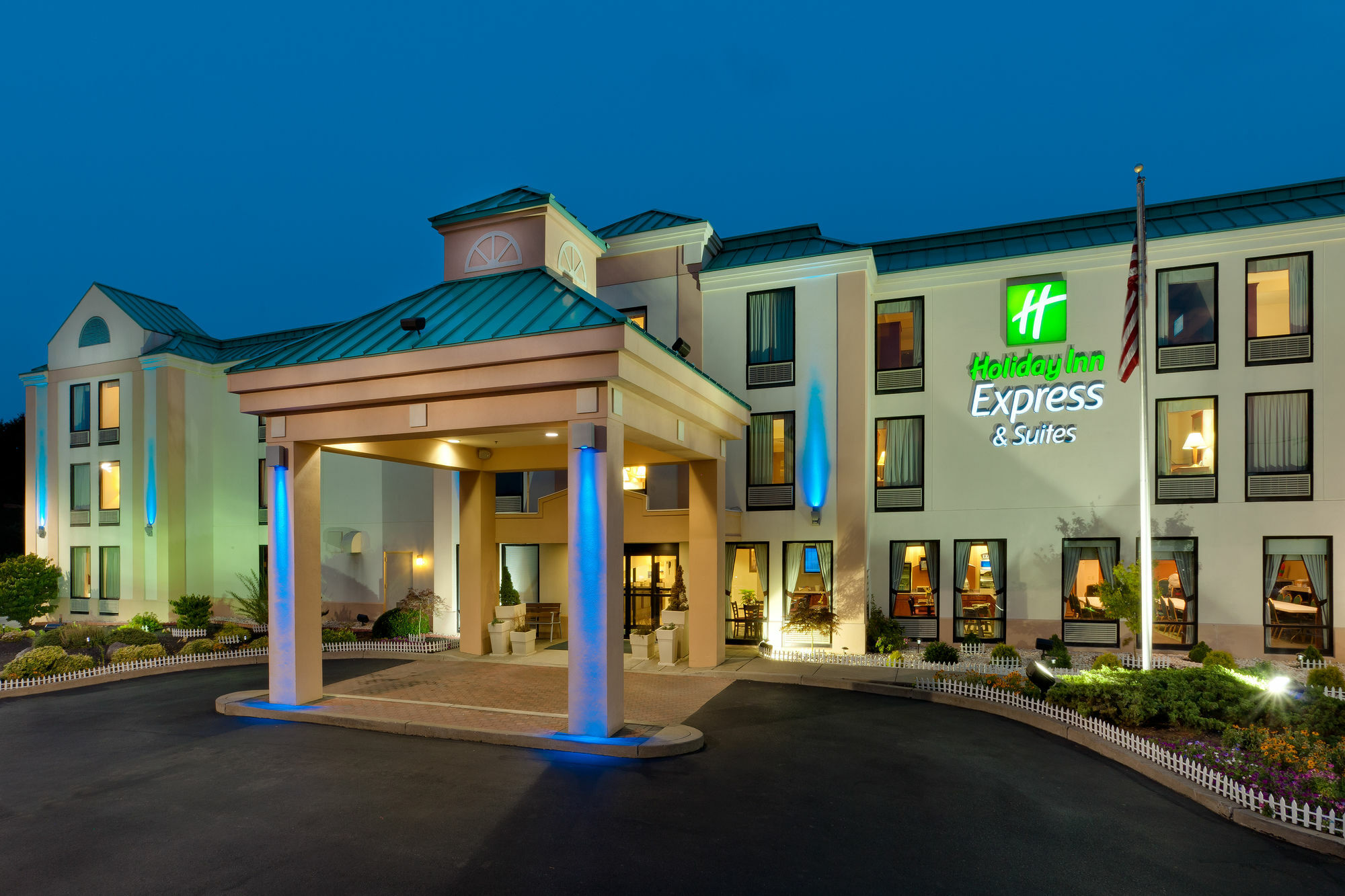 Holiday Inn Express & Suites Allentown-Dorney Park Area By Ihg Exterior photo