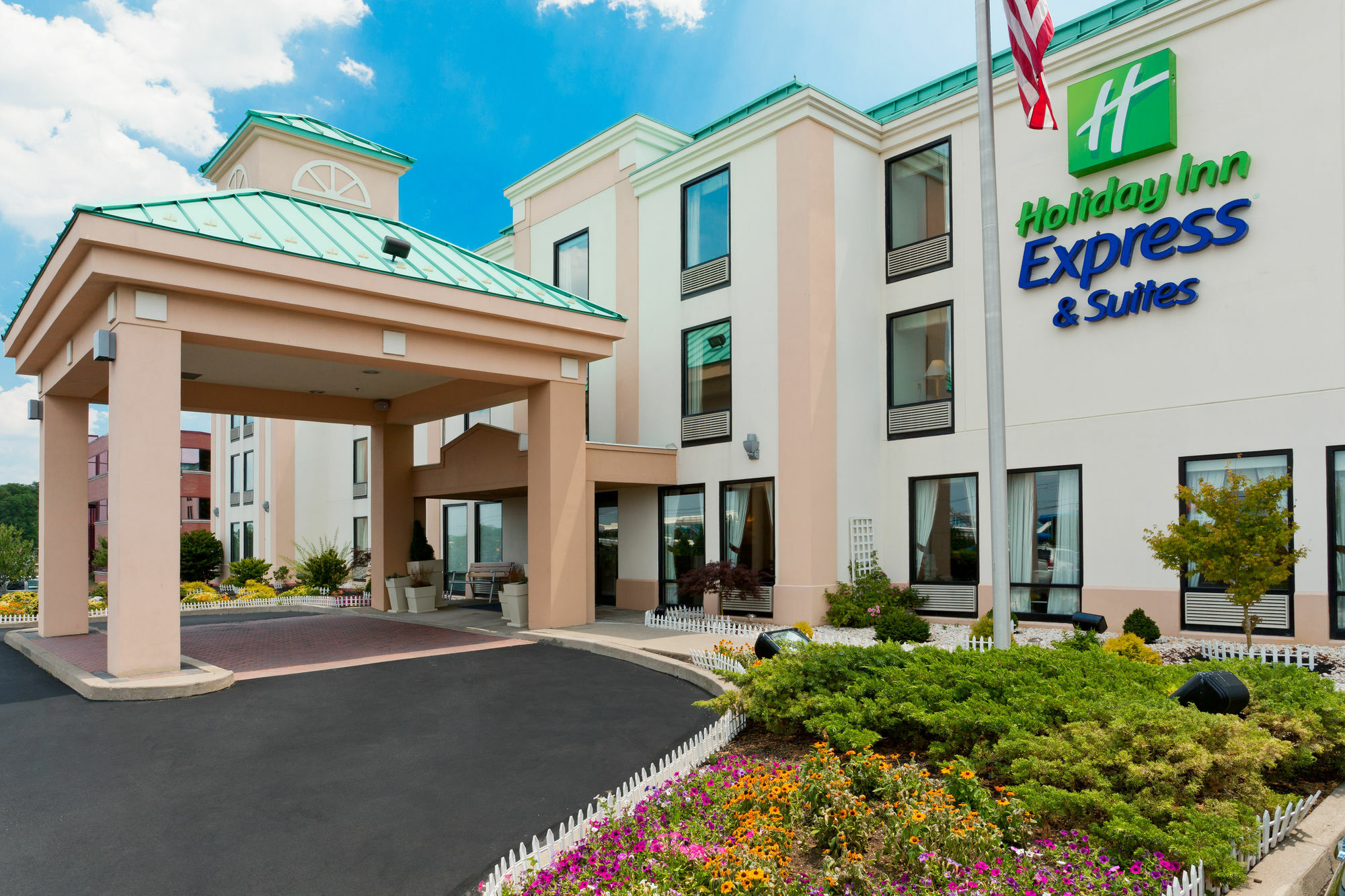 Holiday Inn Express & Suites Allentown-Dorney Park Area By Ihg Exterior photo